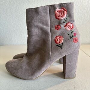 Report Ankle Boots with Floral Embroidery
